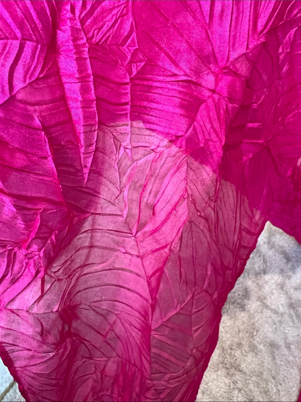 Eileen Fisher pressed lead pltd scarf in cross dyed whisper silk - Picture 4 of 4